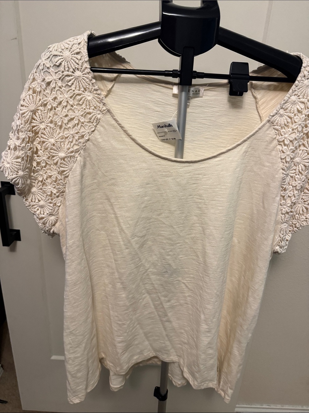 Kenar Cream Scoop Neck Tee with Crochet Floral Sleeves